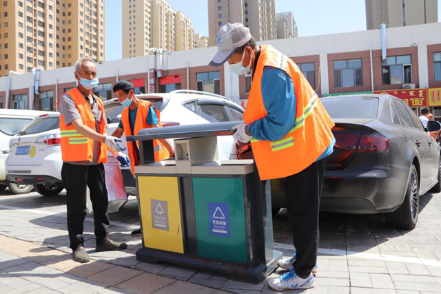 內(nèi)蒙呼市古城戶(hù)外果皮箱翻新購(gòu)置提升垃圾分類(lèi)